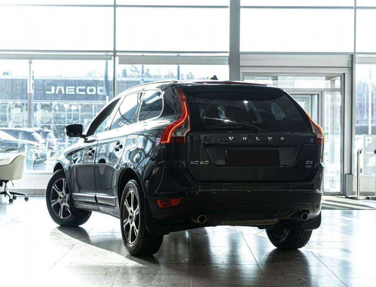 Купить Volvo XC60 с пробегом. Фото: #3