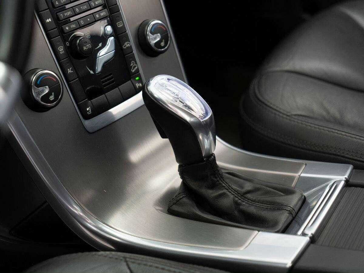 Купить Volvo XC60 с пробегом. Фото: #11