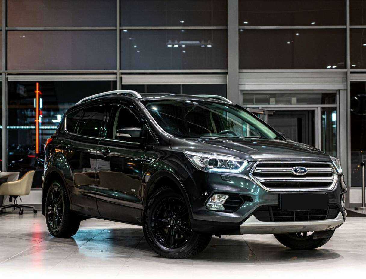 Купить Ford Kuga с пробегом. Фото: #1