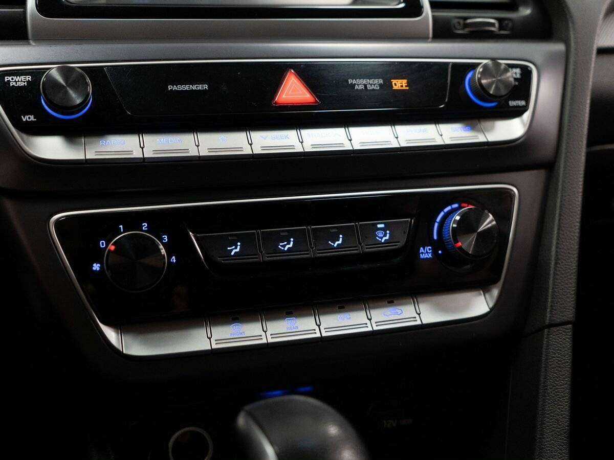 Купить Hyundai Sonata с пробегом. Фото: #12