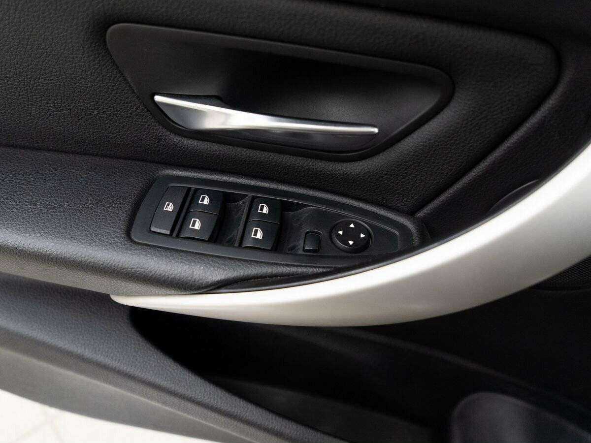 Купить BMW 3 серии с пробегом. Фото: #13