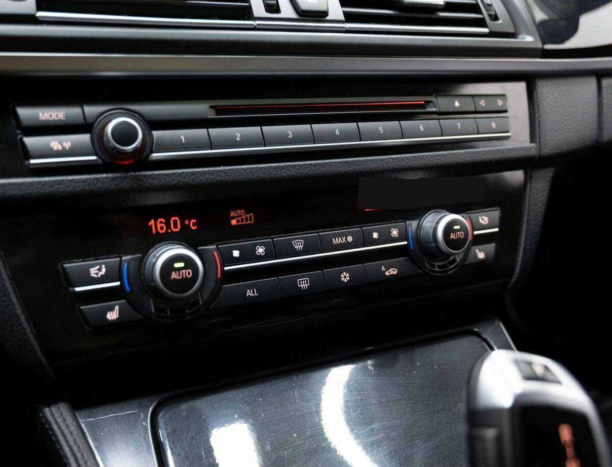 Купить BMW 5 серии с пробегом. Фото: #23