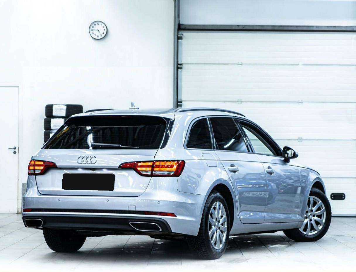 Купить Audi A4 с пробегом. Фото: #2