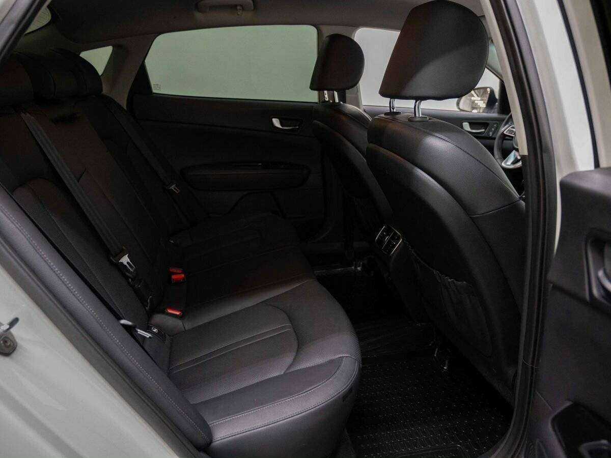 Купить Kia Optima с пробегом. Фото: #28