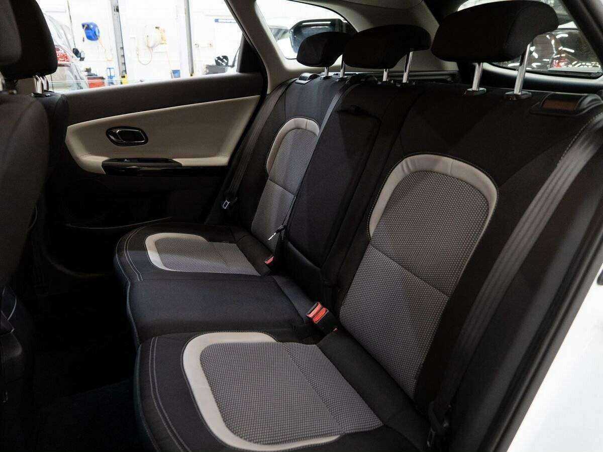 Купить Kia Ceed с пробегом. Фото: #6