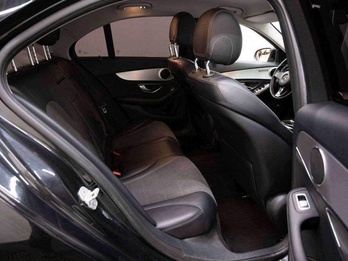 Купить Mercedes-Benz C-Класс с пробегом. Фото: #9