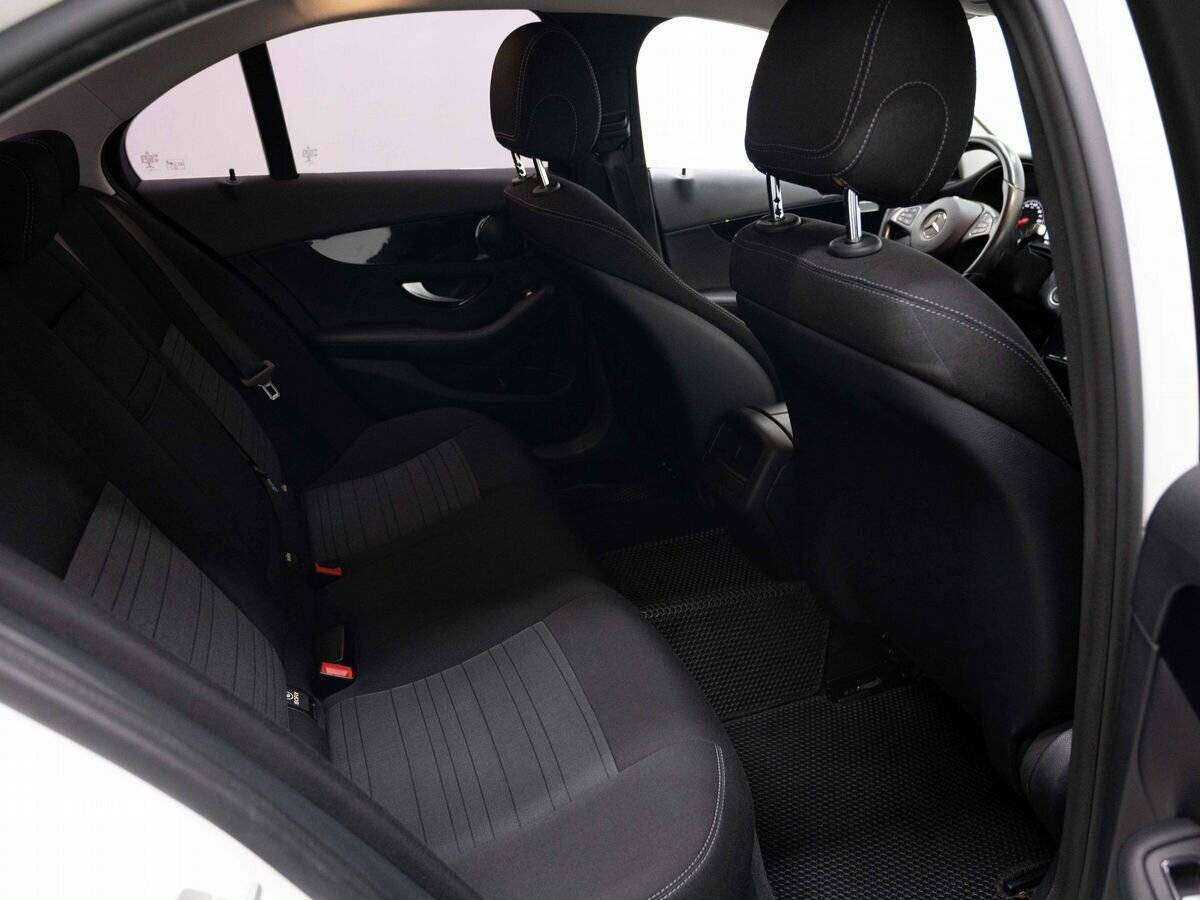 Купить Mercedes-Benz C-Класс с пробегом. Фото: #9