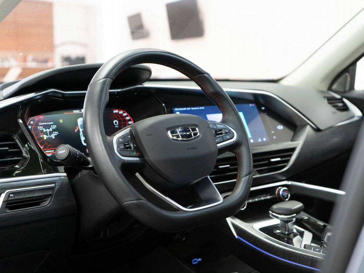 Купить Geely Tugella с пробегом. Фото: #4