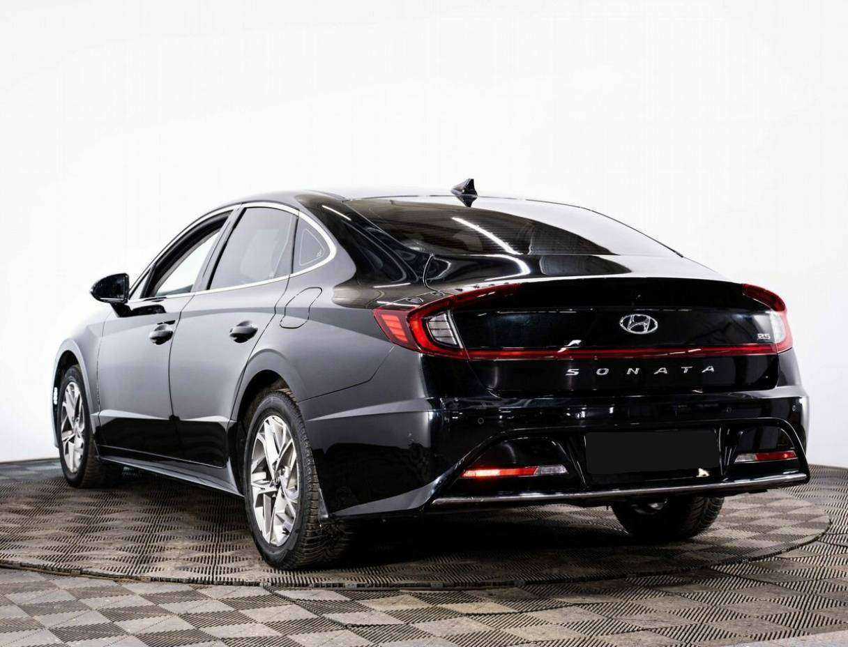 Купить Hyundai Sonata с пробегом. Фото: #3