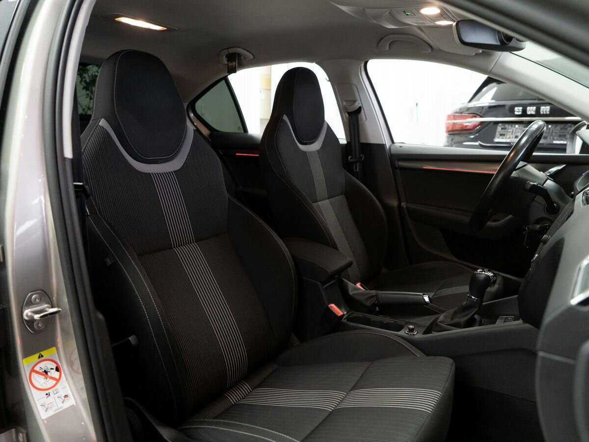 Купить Skoda Octavia с пробегом. Фото: #8