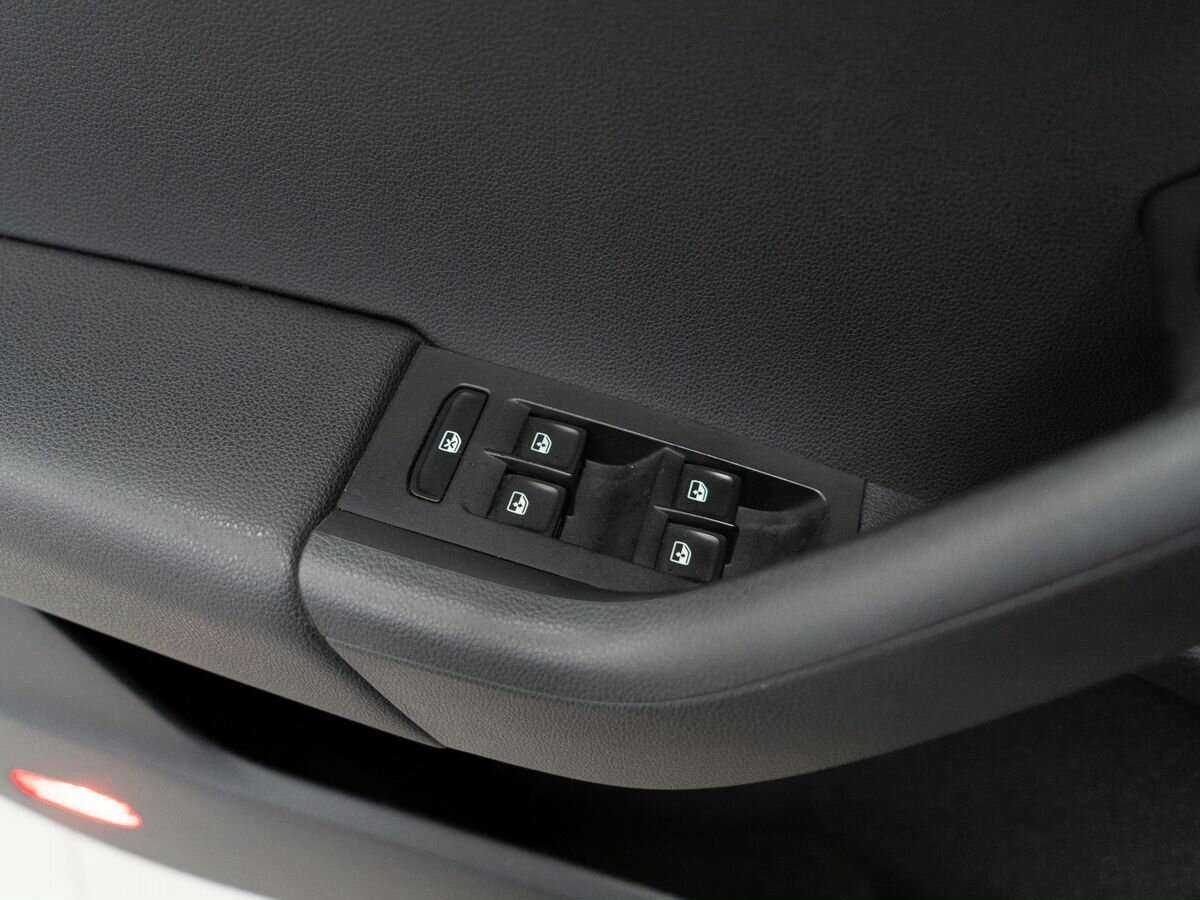 Купить Skoda Octavia с пробегом. Фото: #12