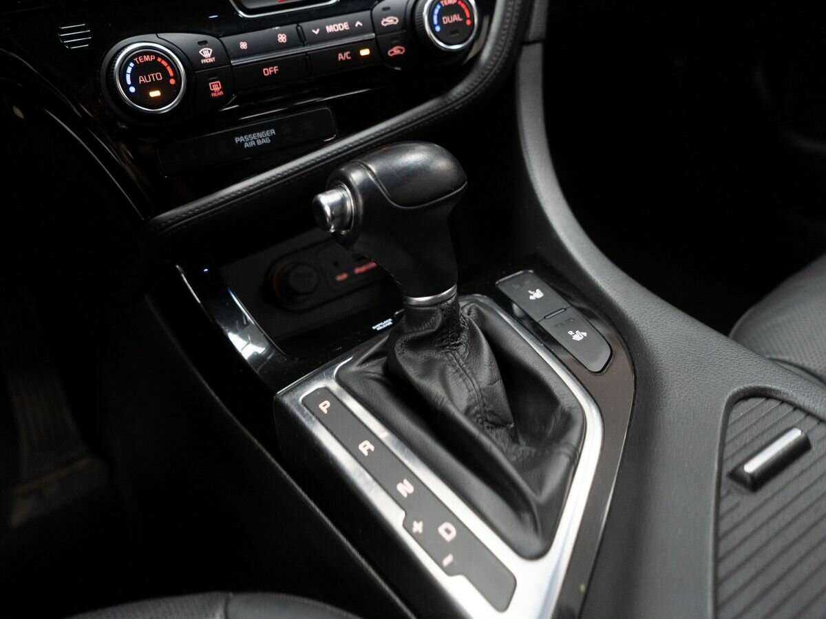 Купить Kia Optima с пробегом. Фото: #10