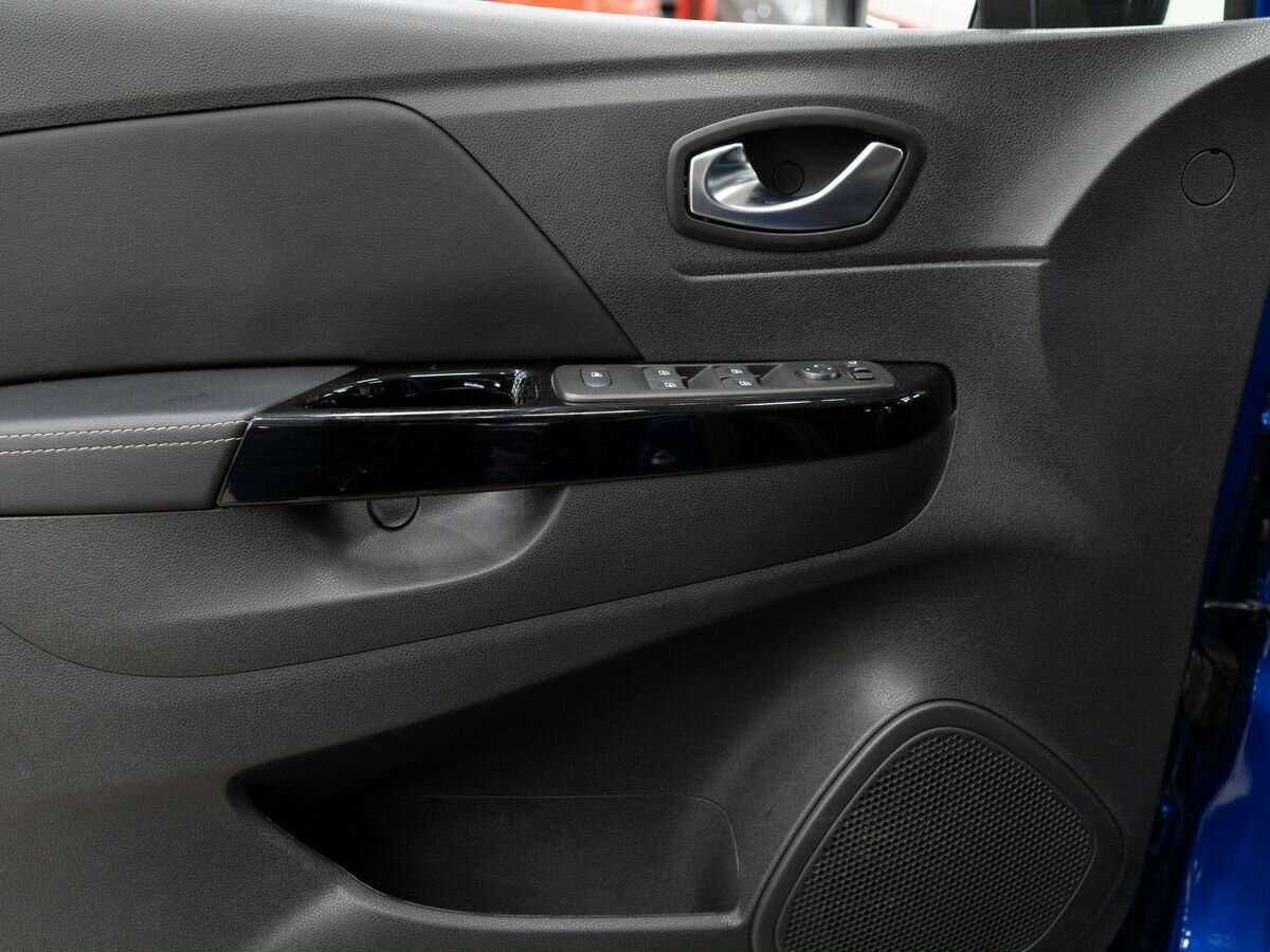 Купить Renault Kaptur с пробегом. Фото: #14