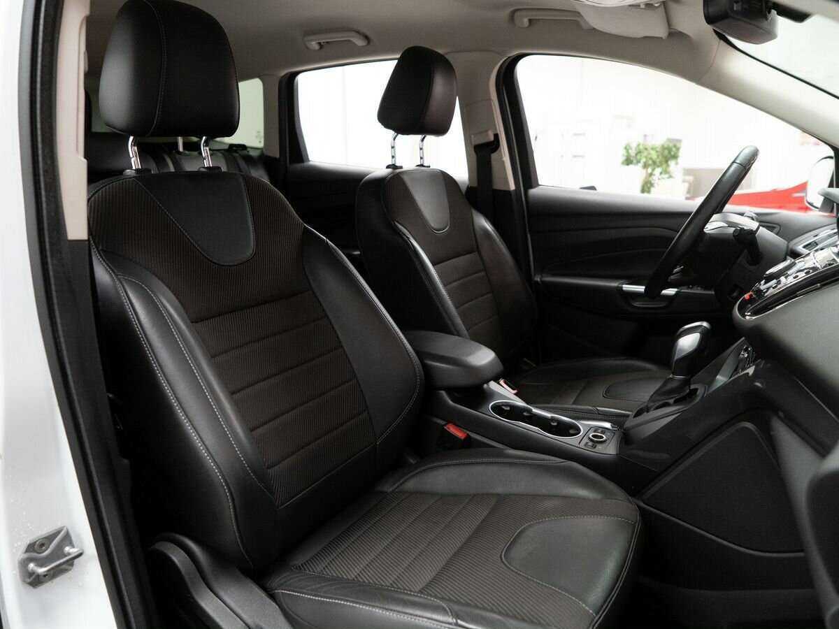 Купить Ford Kuga с пробегом. Фото: #8