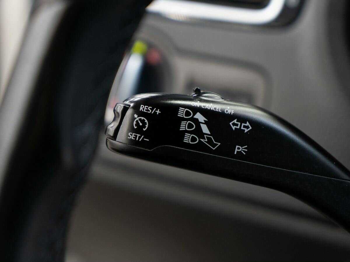 Купить Volkswagen Polo с пробегом. Фото: #14