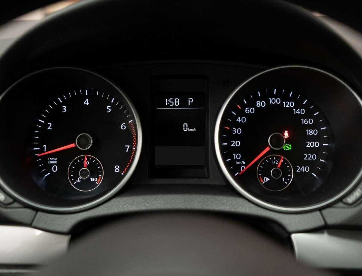 Купить Volkswagen Golf с пробегом. Фото: #10