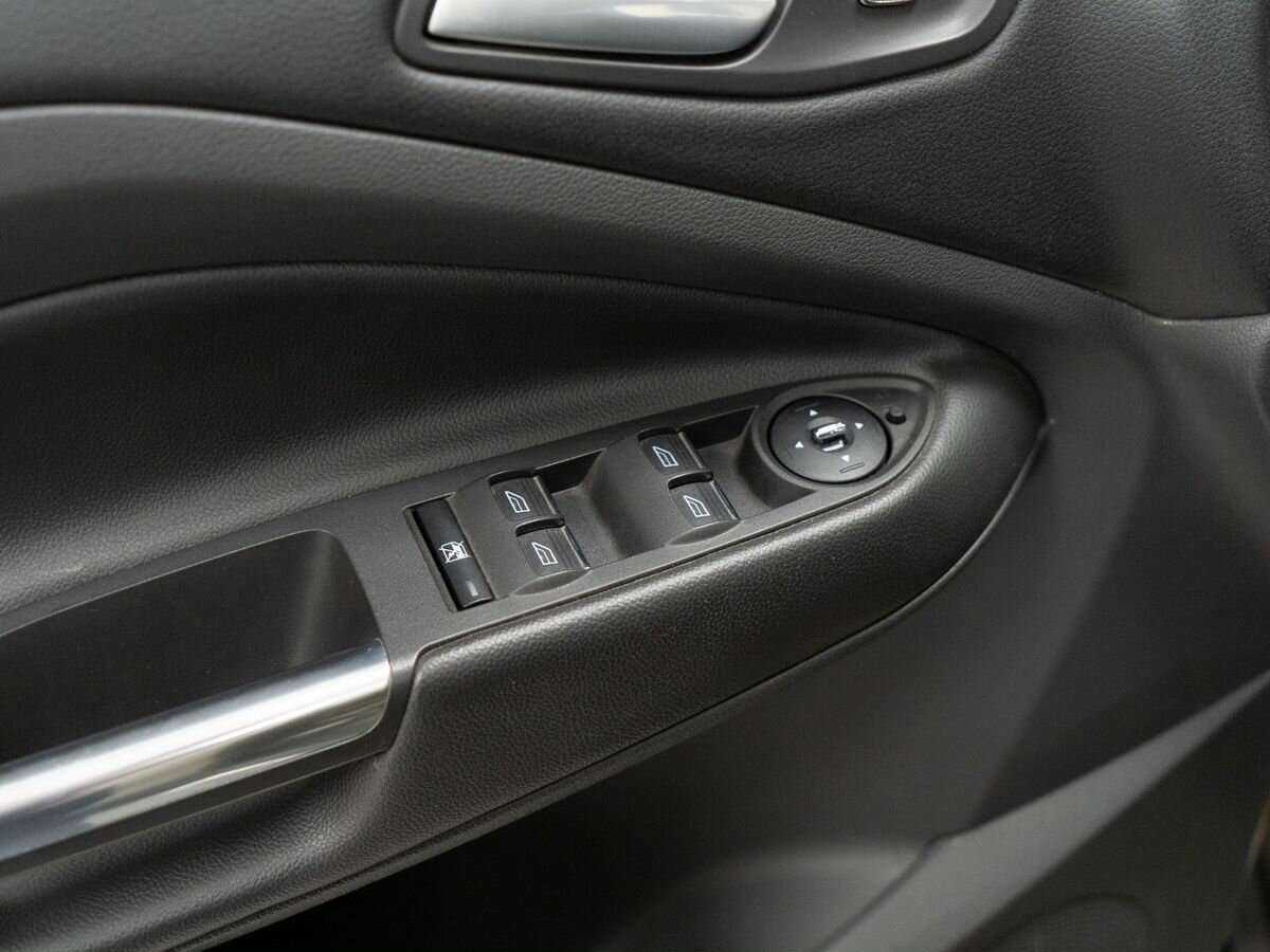 Купить Ford Kuga с пробегом. Фото: #11