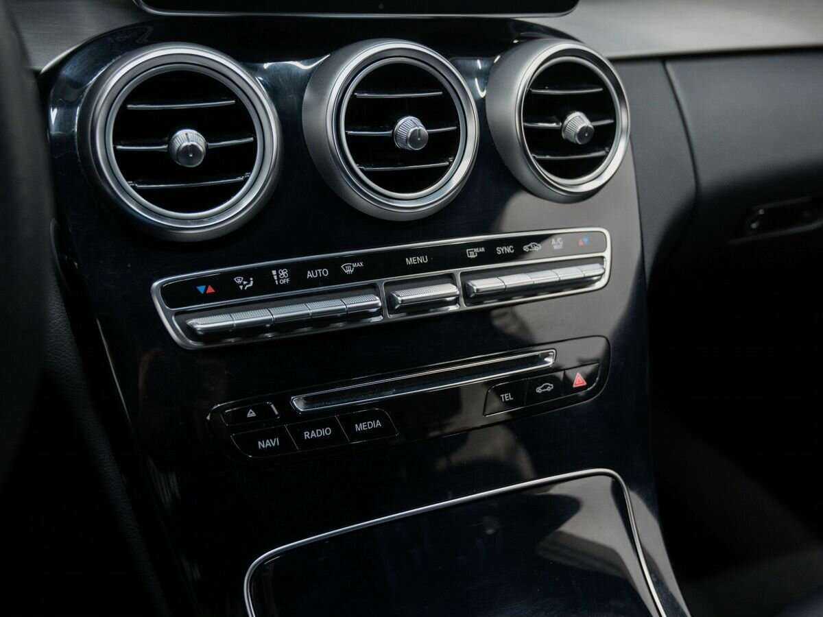 Купить Mercedes-Benz C-Класс с пробегом. Фото: #18