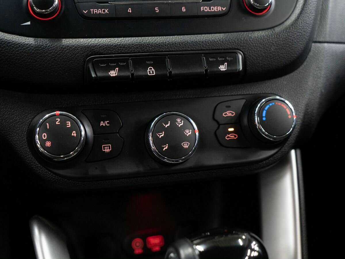 Купить Kia Ceed с пробегом. Фото: #9