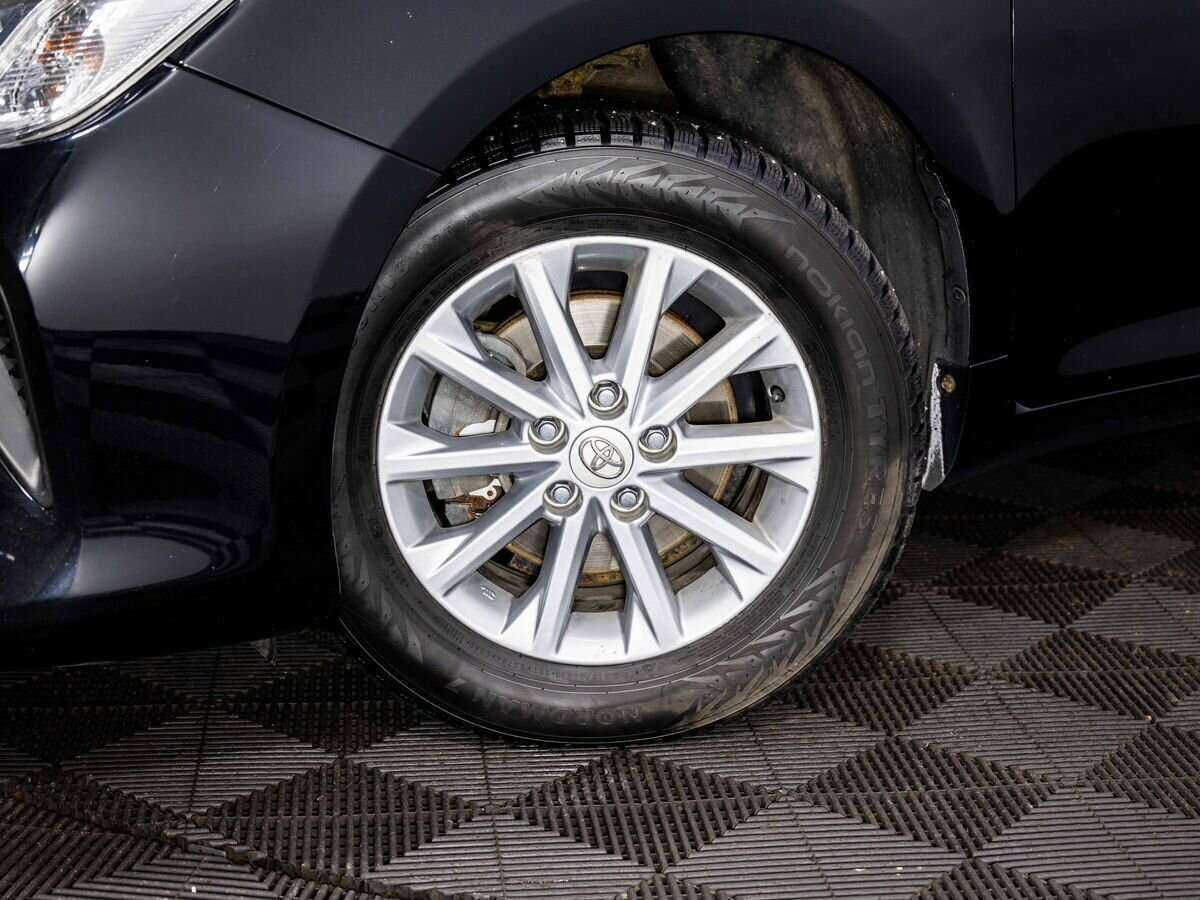 Купить Toyota Camry с пробегом. Фото: #8