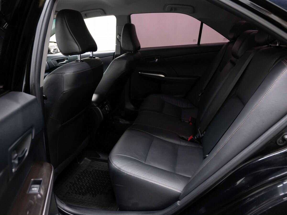 Купить Toyota Camry с пробегом. Фото: #11