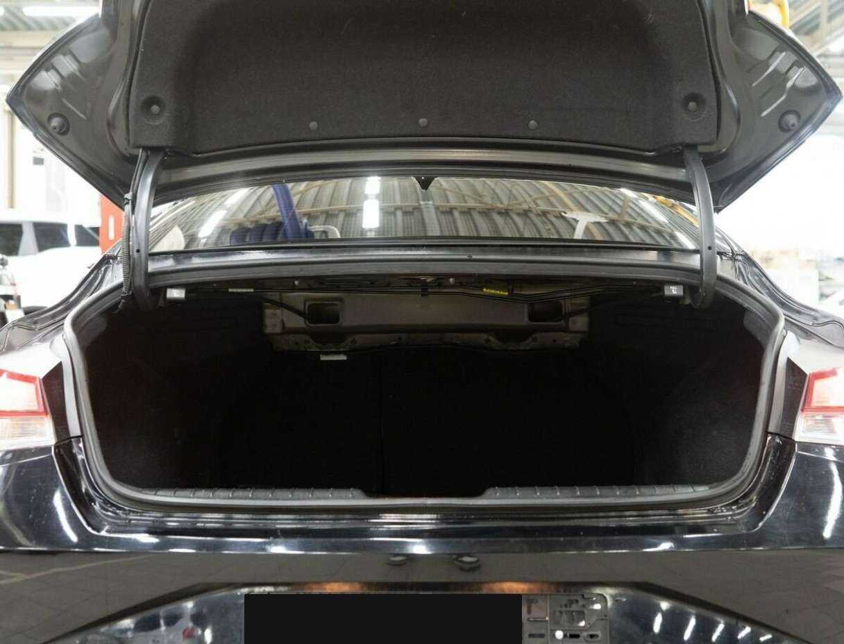 Купить Hyundai Elantra с пробегом. Фото: #7