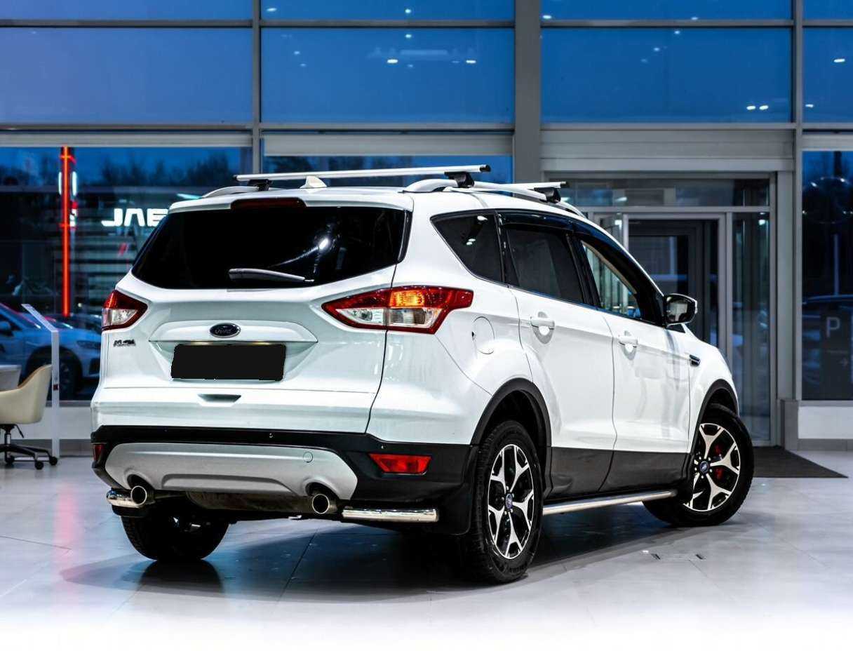 Купить Ford Kuga с пробегом. Фото: #2