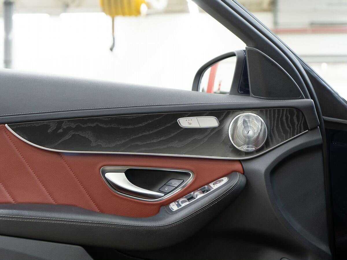 Купить Mercedes-Benz C-Класс с пробегом. Фото: #16