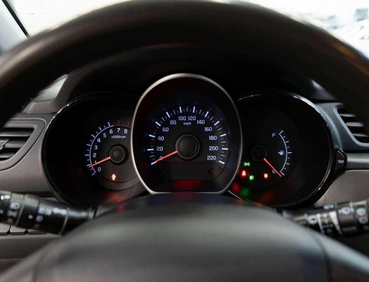 Купить Kia Rio с пробегом. Фото: #8