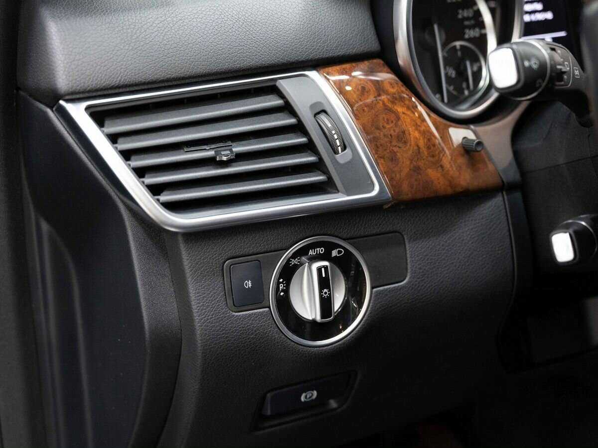 Купить Mercedes-Benz M-Класс с пробегом. Фото: #19