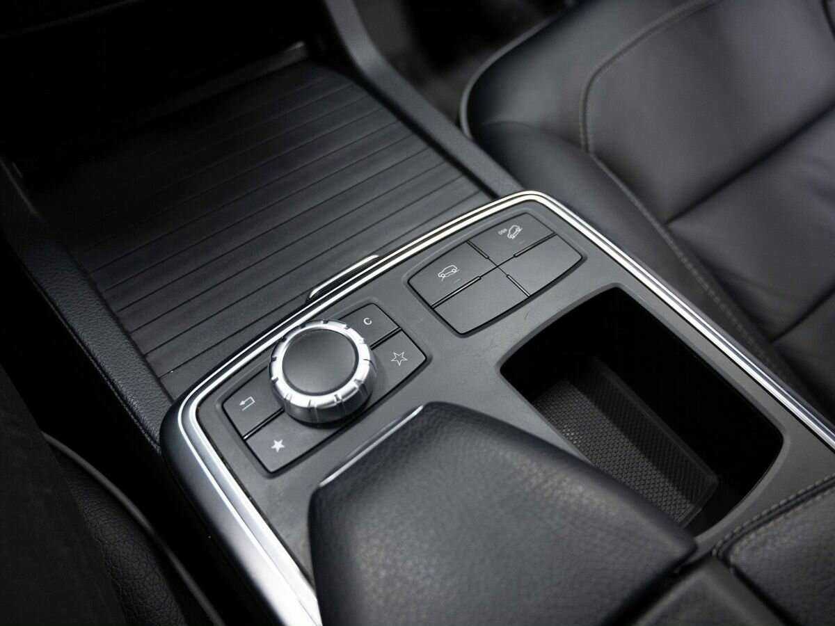 Купить Mercedes-Benz M-Класс с пробегом. Фото: #23