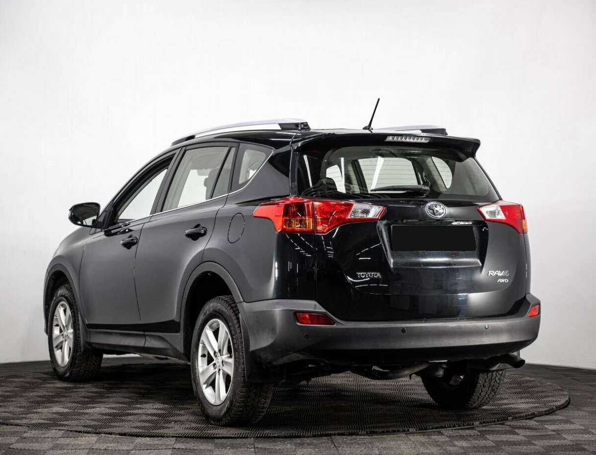Купить Toyota RAV4 с пробегом. Фото: #3