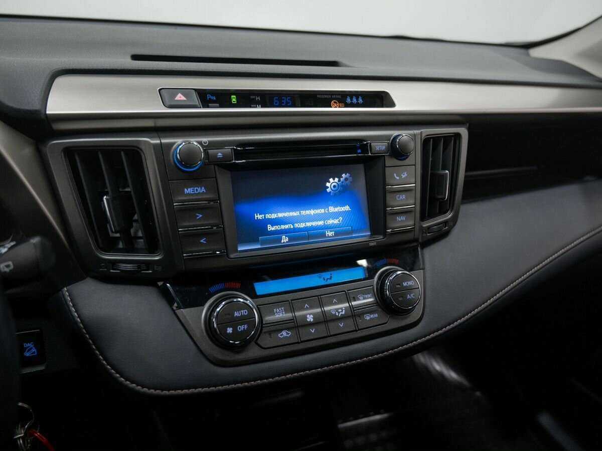 Купить Toyota RAV4 с пробегом. Фото: #22