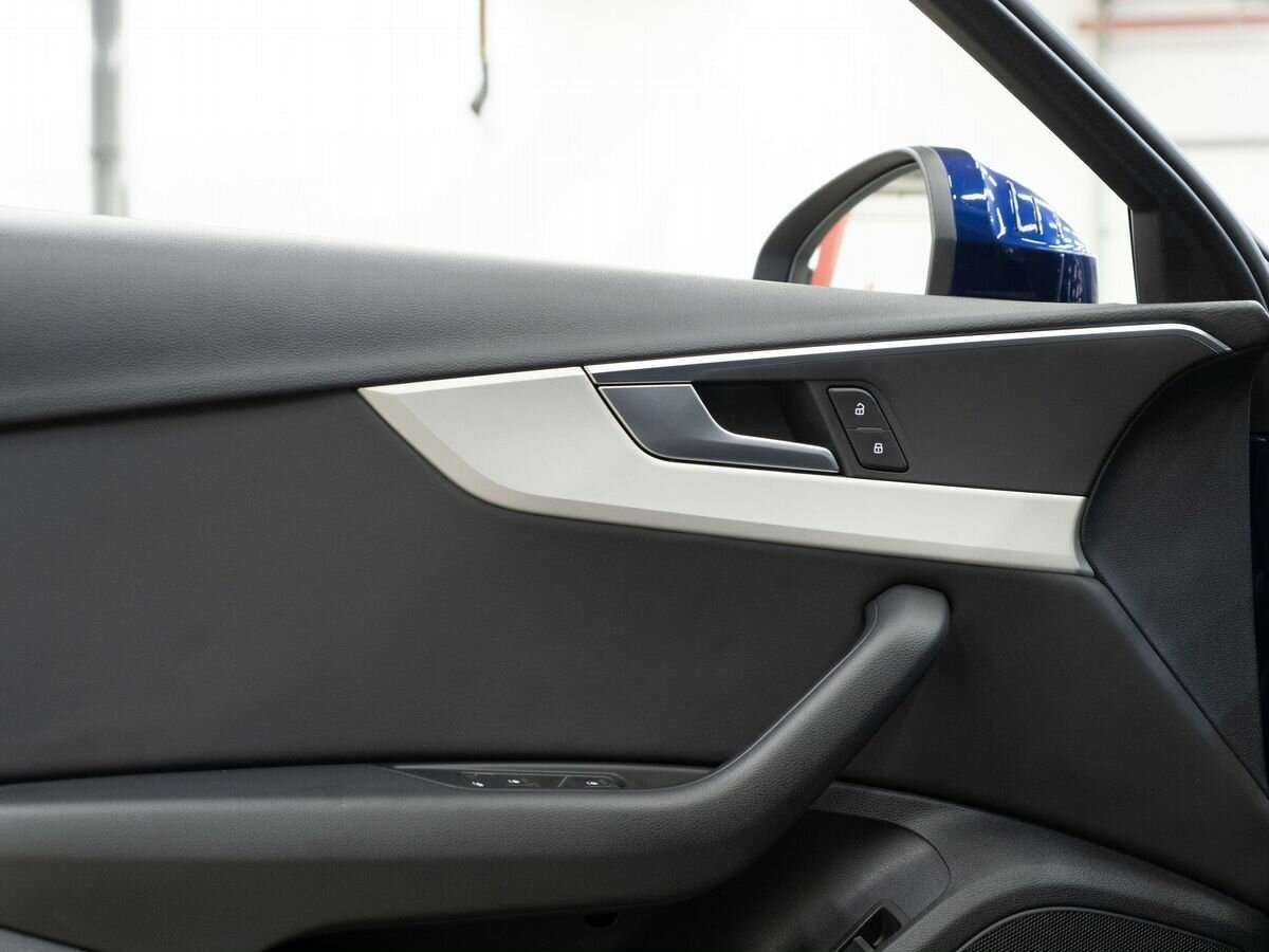 Купить Audi A4 с пробегом. Фото: #16