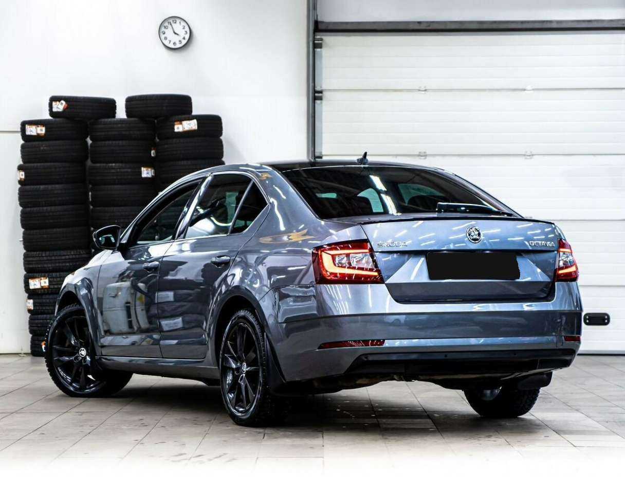 Купить Skoda Octavia с пробегом. Фото: #3