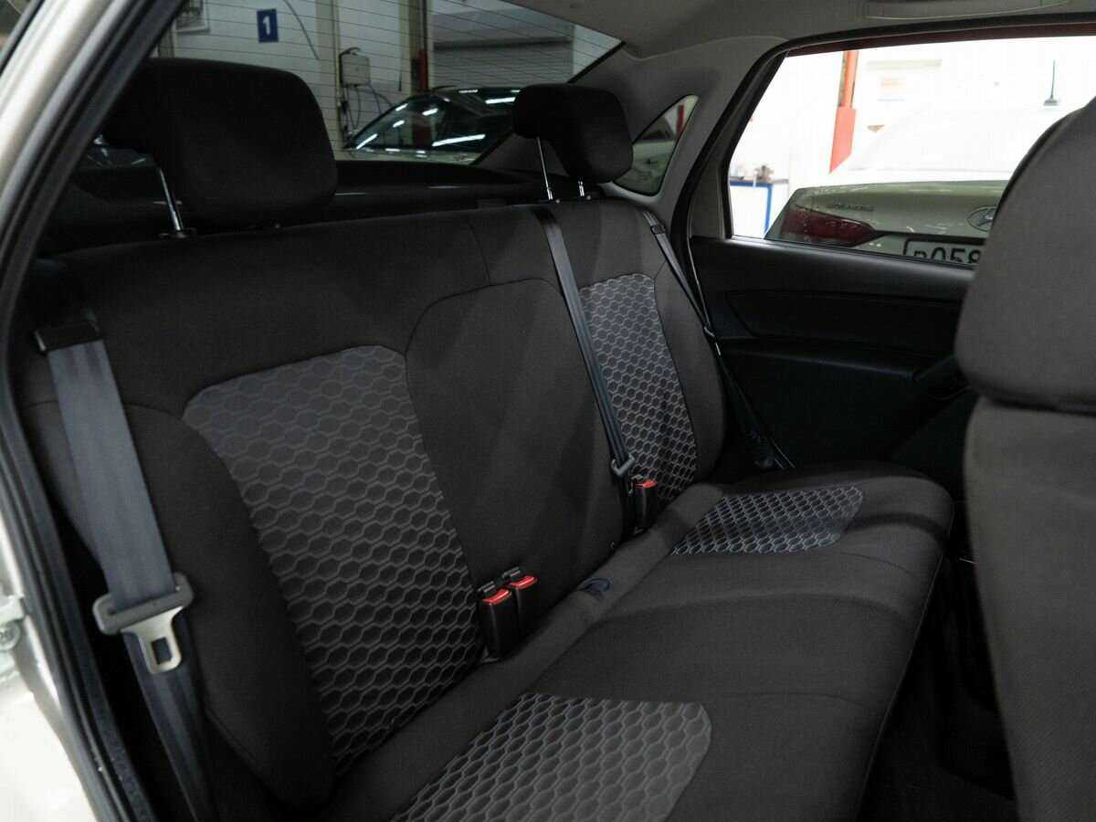 Купить Lada (ВАЗ) Granta с пробегом. Фото: #7