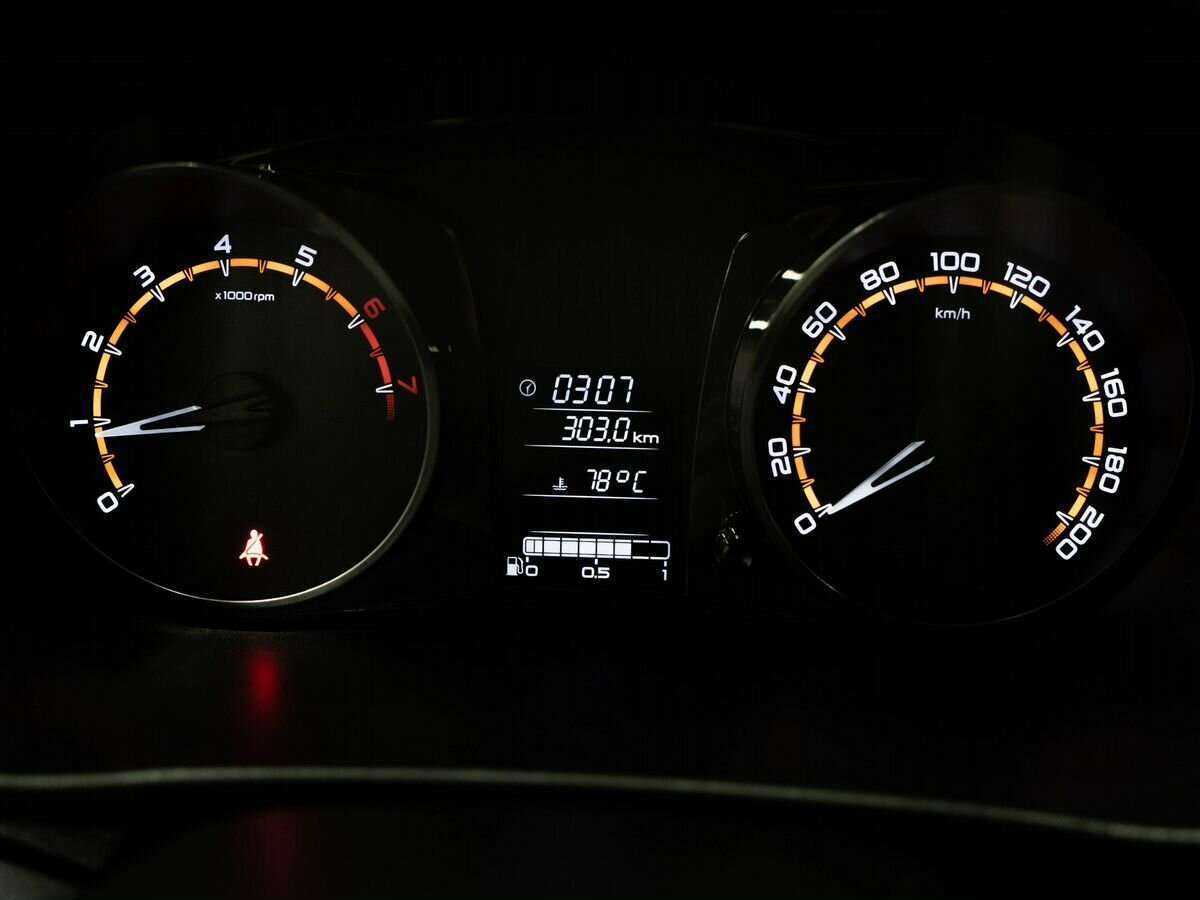 Купить Lada (ВАЗ) Granta с пробегом. Фото: #11