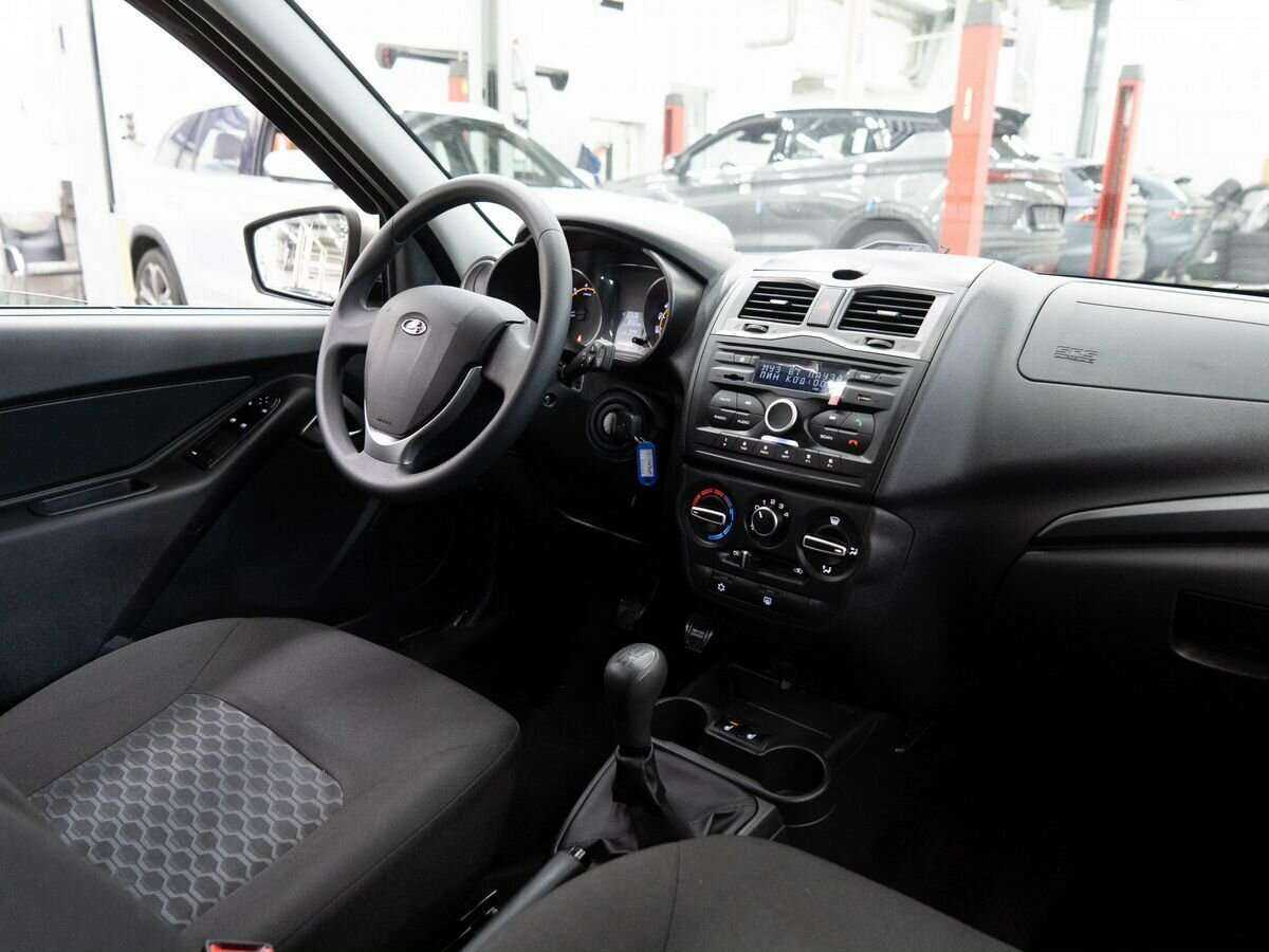 Купить Lada (ВАЗ) Granta с пробегом. Фото: #16