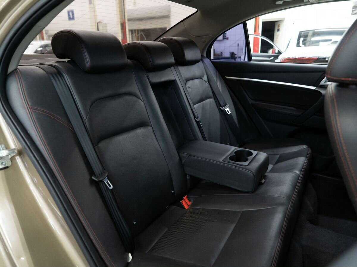 Купить Geely Emgrand 7 с пробегом. Фото: #7
