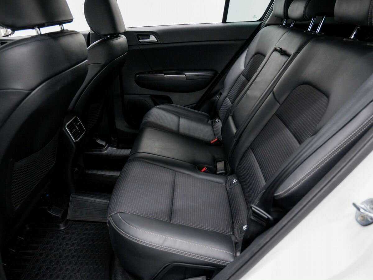 Купить Kia Sportage с пробегом. Фото: #12