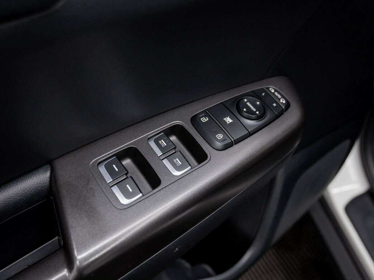 Купить Kia Sportage с пробегом. Фото: #15