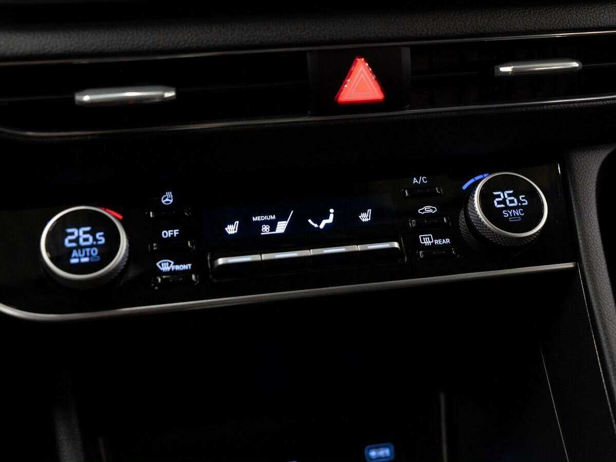 Купить Hyundai Sonata с пробегом. Фото: #10