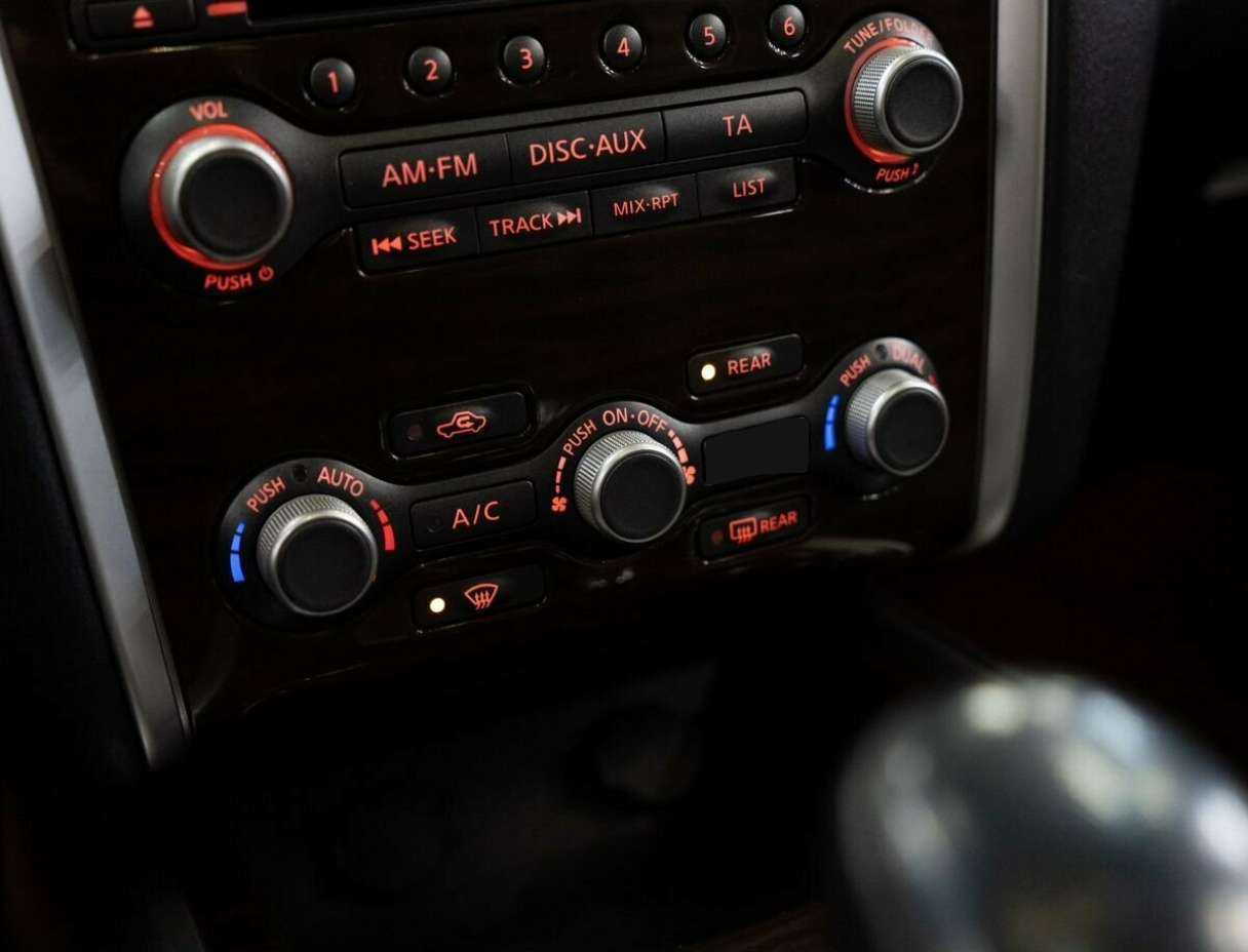 Купить Nissan Pathfinder с пробегом. Фото: #12