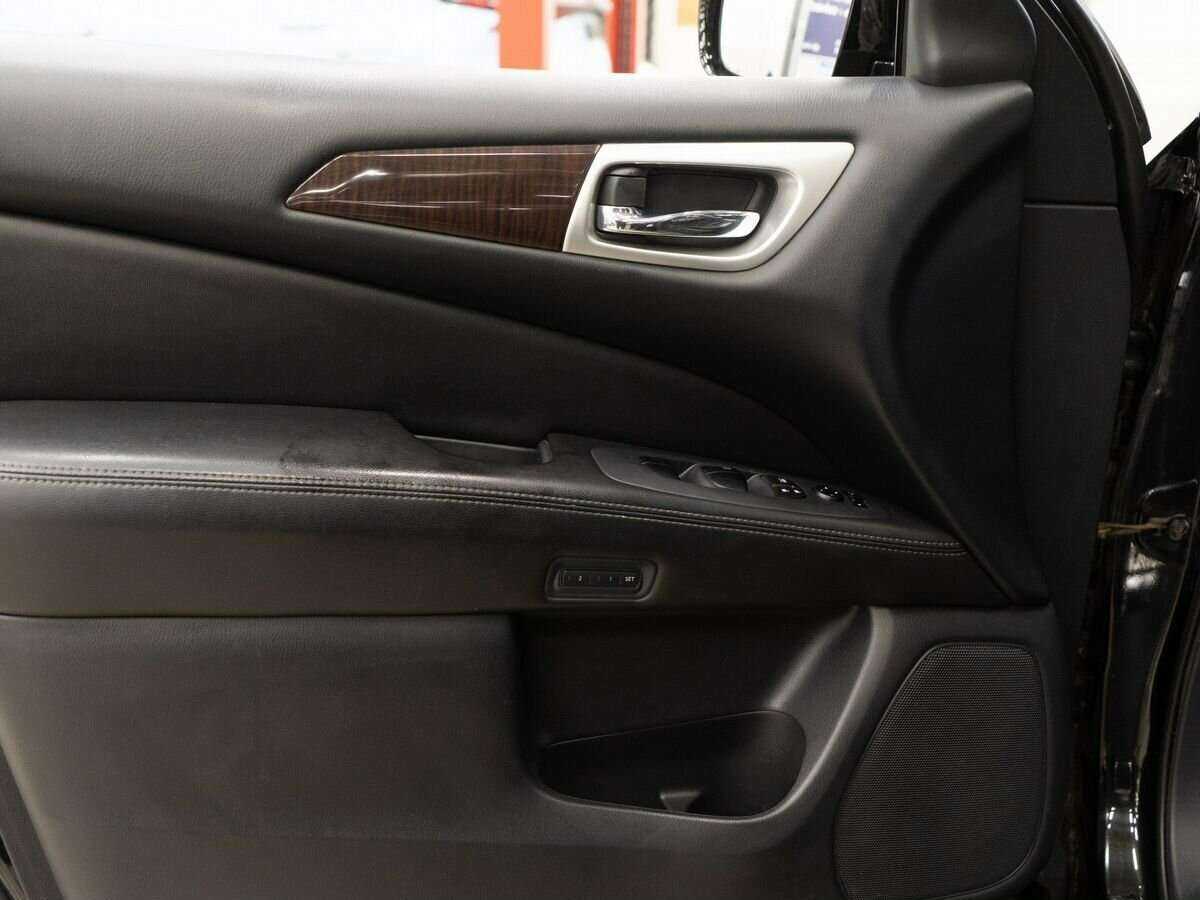 Купить Nissan Pathfinder с пробегом. Фото: #14