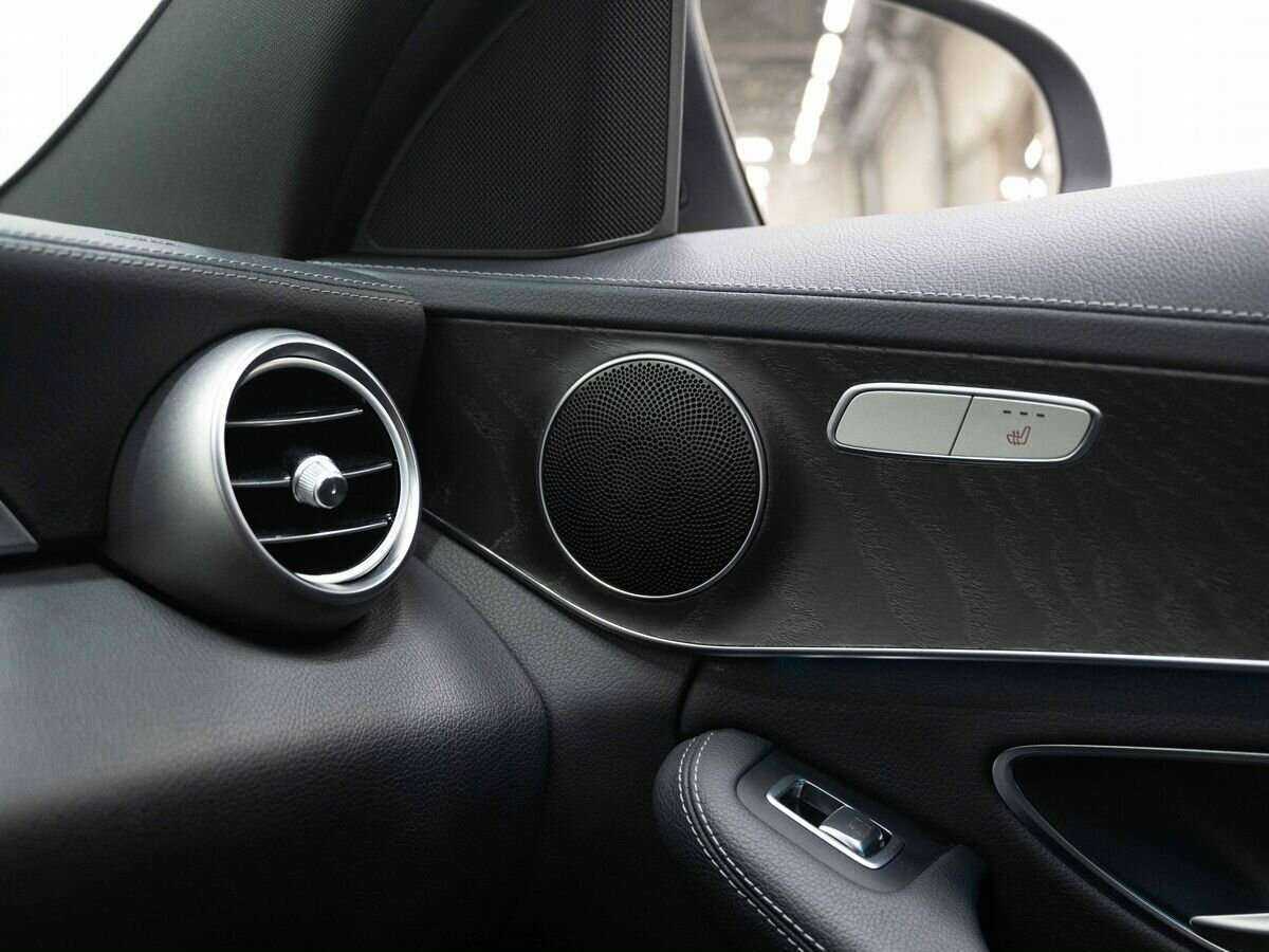 Купить Mercedes-Benz C-Класс с пробегом. Фото: #24