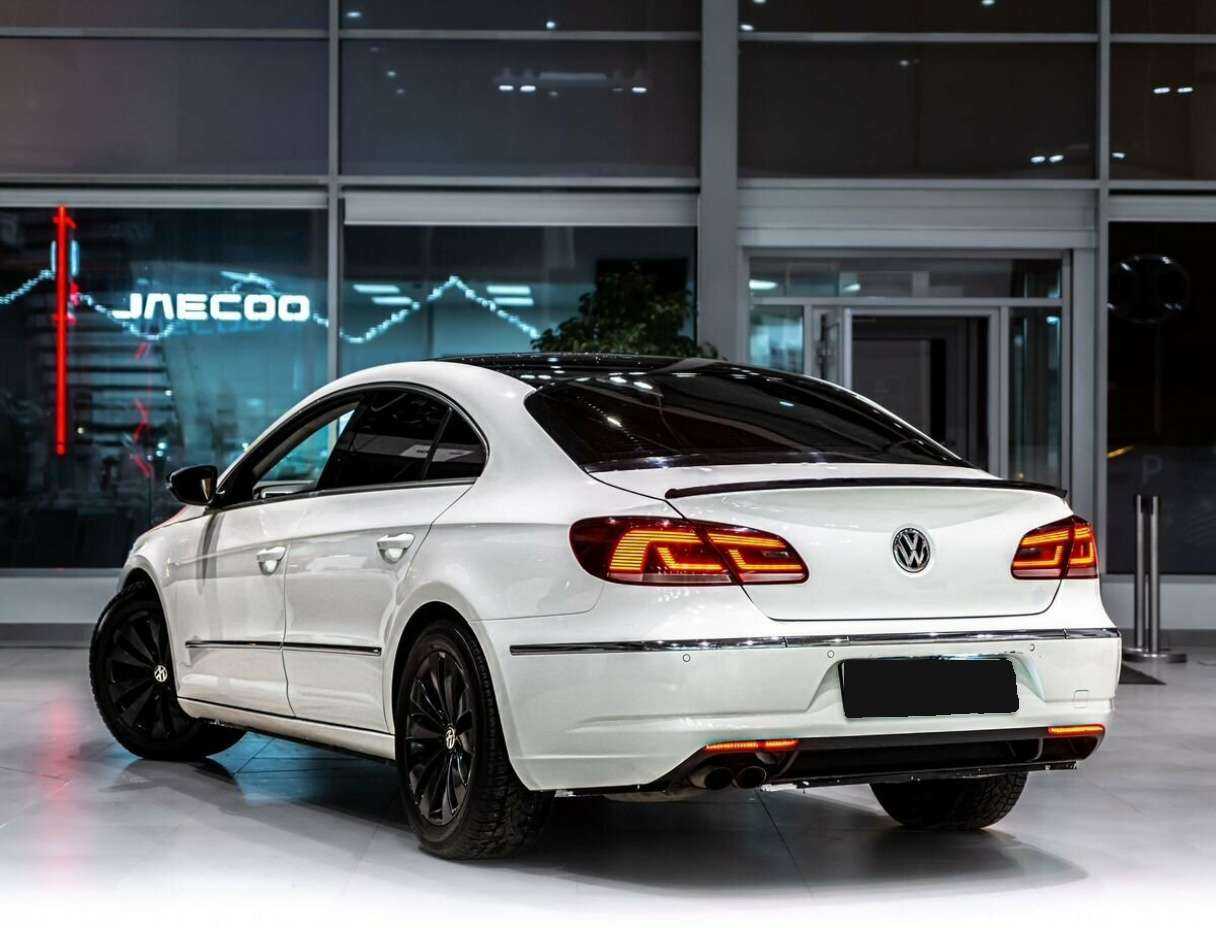 Купить Volkswagen Passat CC с пробегом. Фото: #3