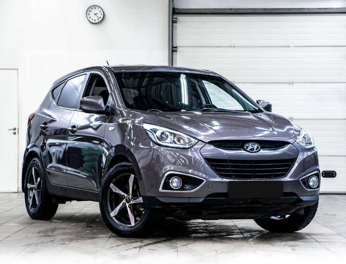 Купить Hyundai ix35 с пробегом. Фото: #1