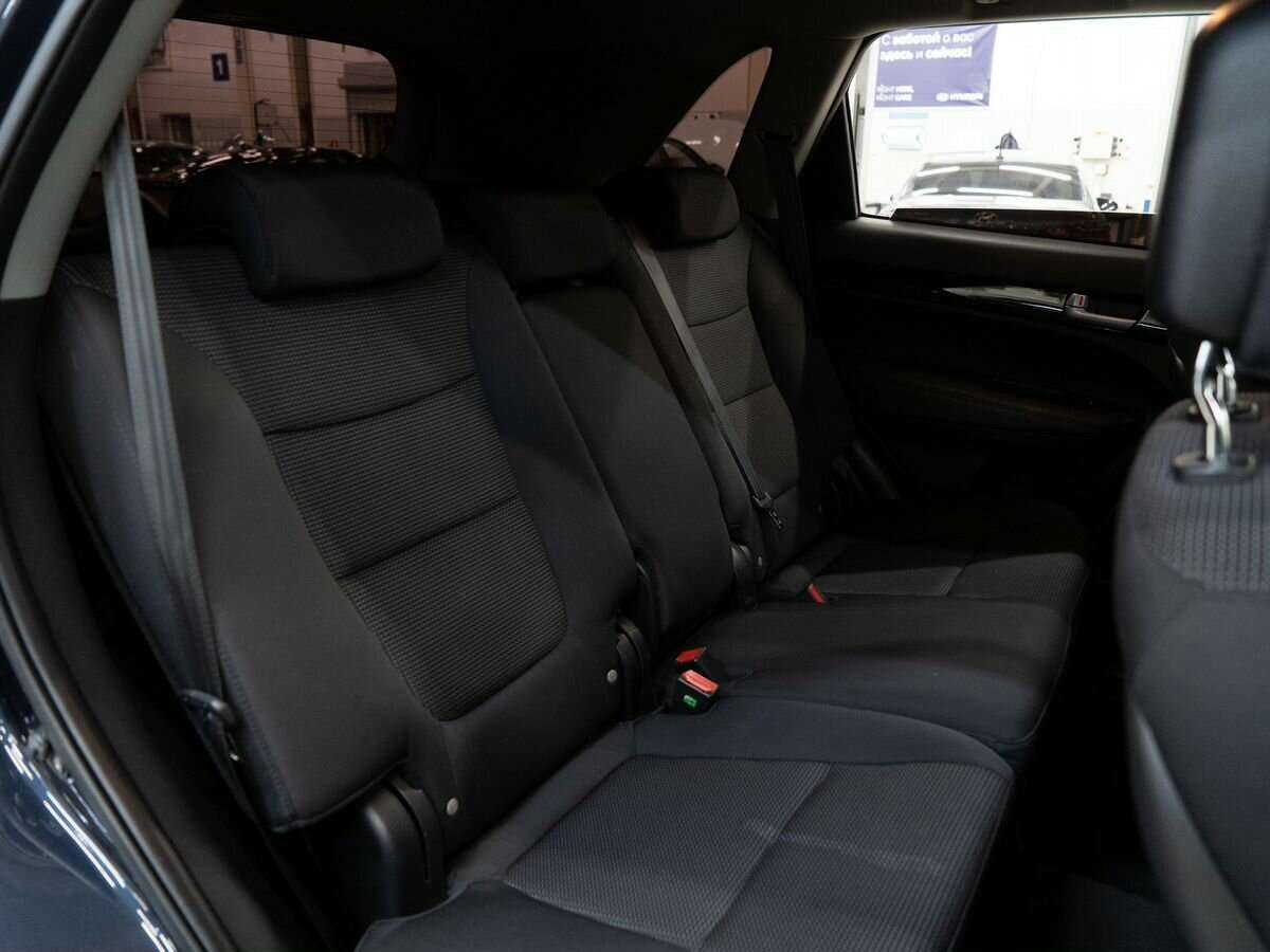 Купить Kia Sorento с пробегом. Фото: #8