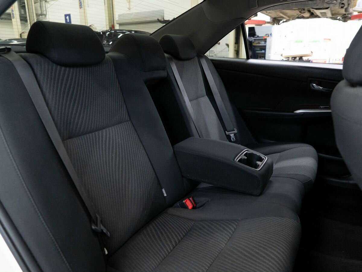 Купить Toyota Camry с пробегом. Фото: #7