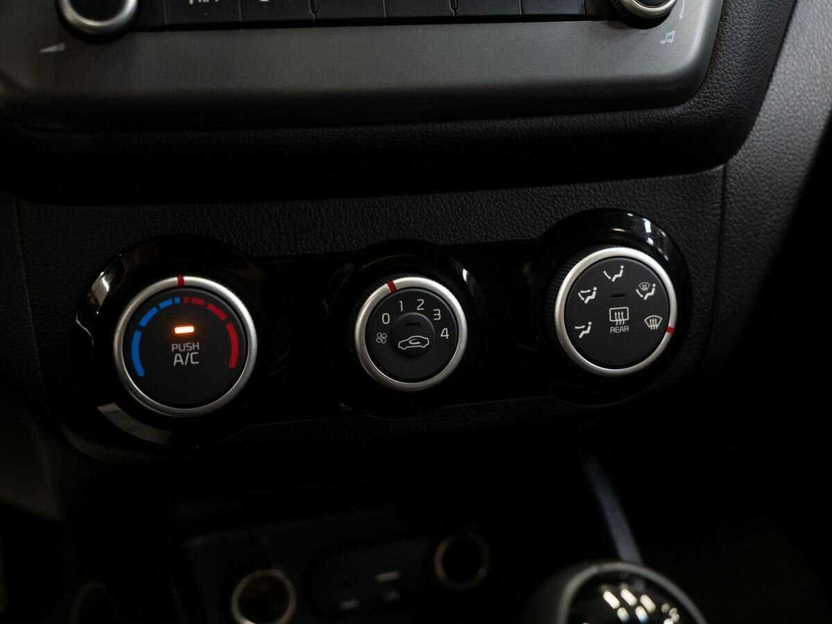 Купить Kia Rio с пробегом. Фото: #12